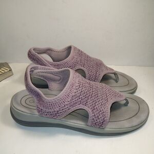 Women’s Knit Lavender Toe-Loop Sandals
